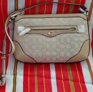 Brand new Ivie Messenger in Signature Jacquard